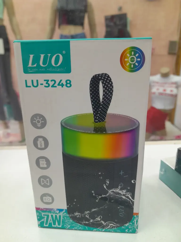 LU-3248 SPEAKER PORTABLE CON LED
